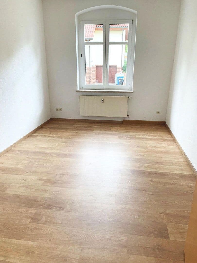 Pronájem bytu 2+1 56 m², Abteistraße 13, Oberlungwitz, Sasko Pronájem bytu 2+1 56 m², Abteistraße 13, Oberlungwitz, Sasko