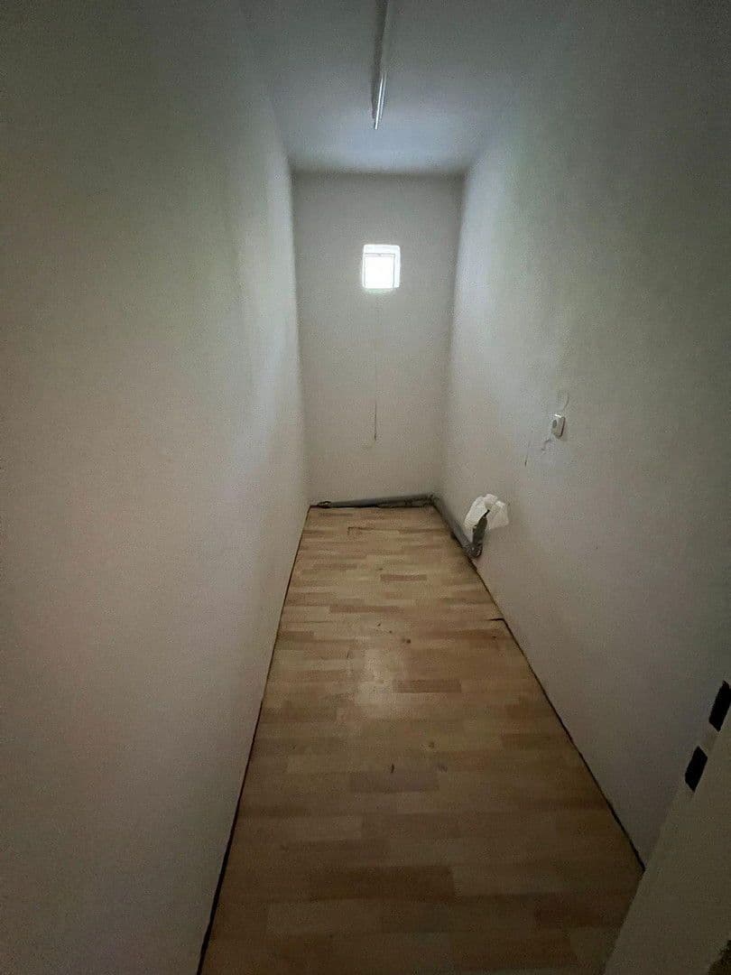 Pronájem bytu 4+1 105 m², Bahnhofstr. 11, Kastorf, Šlesvicko-Holštýnsko Pronájem bytu 4+1 105 m², Bahnhofstr. 11, Kastorf, Šlesvicko-Holštýnsko