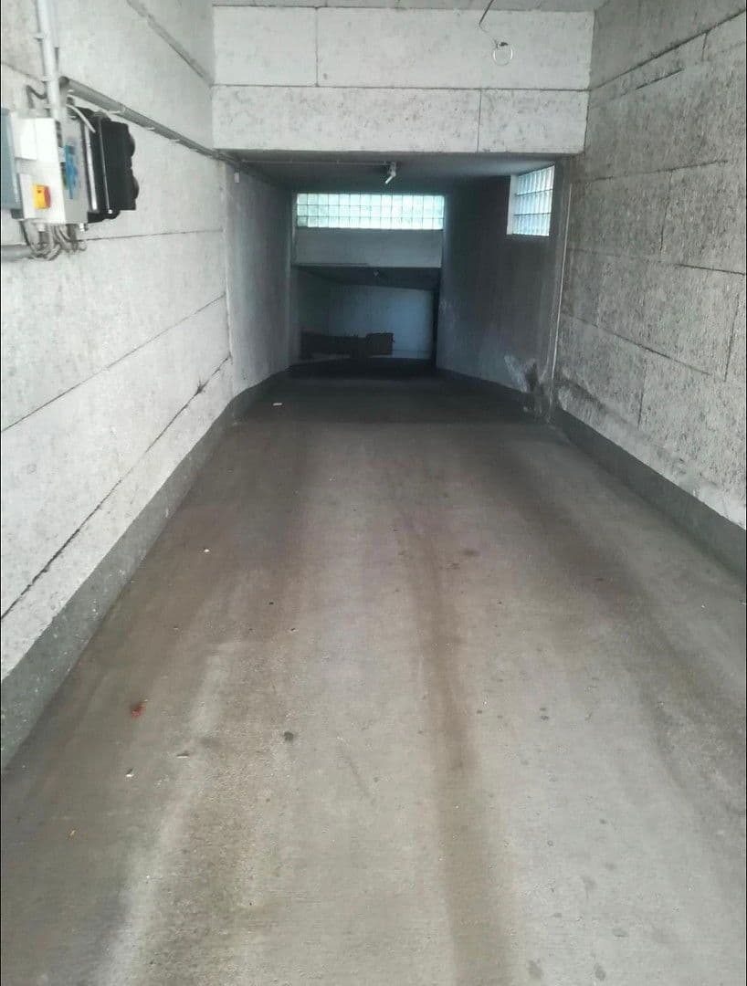 Pronájem garáže, Spittelauer Lände 9, Wien, Wien Pronájem garáže, Spittelauer Lände 9, Wien, Wien