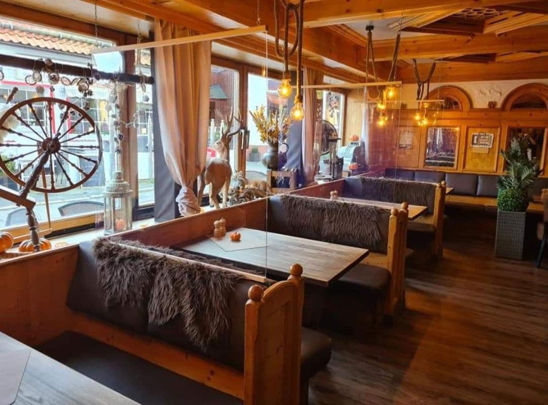 Prodej nebytového prostoru 398 m², Kurhausweg 4, Goslar, Dolní Sasko Prodej nebytového prostoru 398 m², Kurhausweg 4, Goslar, Dolní Sasko