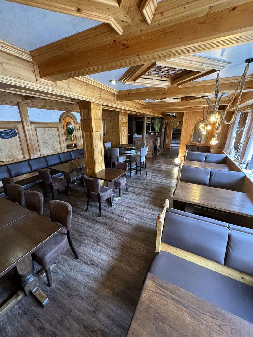 Prodej nebytového prostoru 398 m², Kurhausweg 4, Goslar, Dolní Sasko Prodej nebytového prostoru 398 m², Kurhausweg 4, Goslar, Dolní Sasko