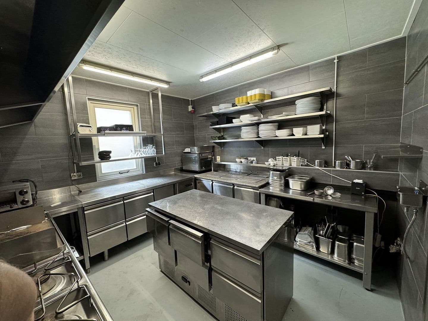 Prodej nebytového prostoru 398 m², Kurhausweg 4, Goslar, Dolní Sasko Prodej nebytového prostoru 398 m², Kurhausweg 4, Goslar, Dolní Sasko