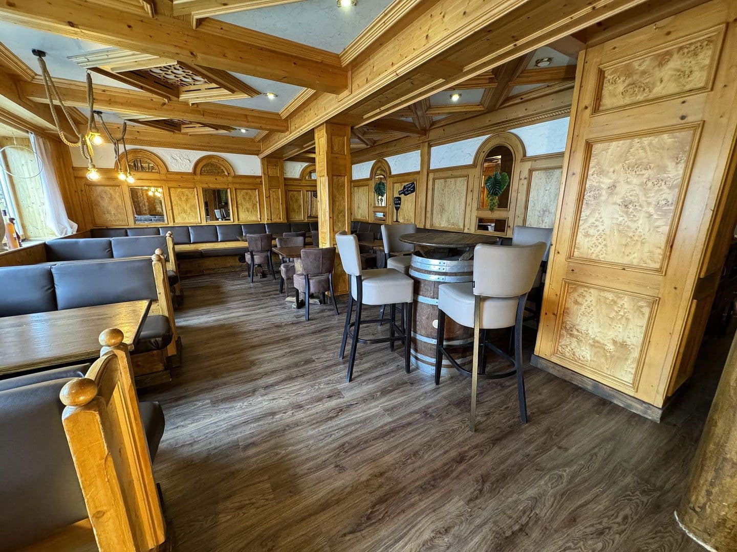 Prodej nebytového prostoru 398 m², Kurhausweg 4, Goslar, Dolní Sasko Prodej nebytového prostoru 398 m², Kurhausweg 4, Goslar, Dolní Sasko