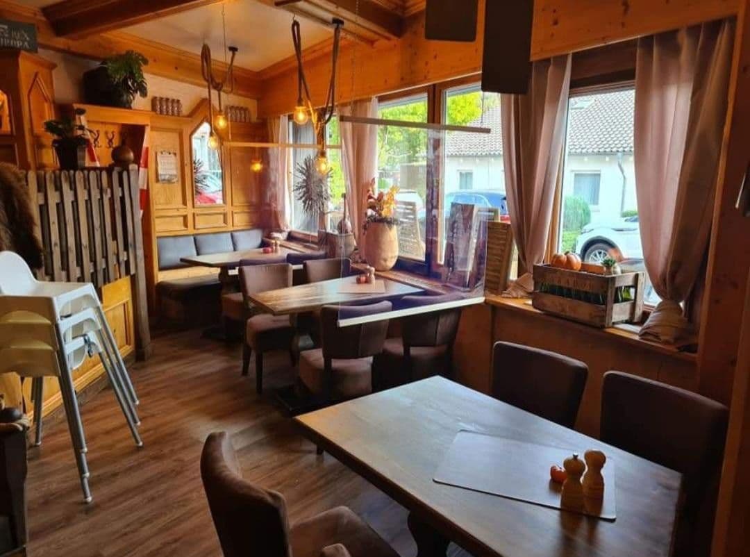 Prodej nebytového prostoru 398 m², Kurhausweg 4, Goslar, Dolní Sasko Prodej nebytového prostoru 398 m², Kurhausweg 4, Goslar, Dolní Sasko