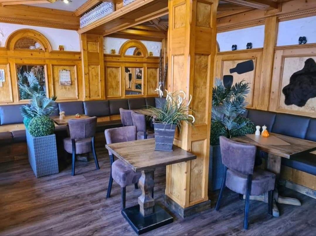 Prodej nebytového prostoru 398 m², Kurhausweg 4, Goslar, Dolní Sasko Prodej nebytového prostoru 398 m², Kurhausweg 4, Goslar, Dolní Sasko