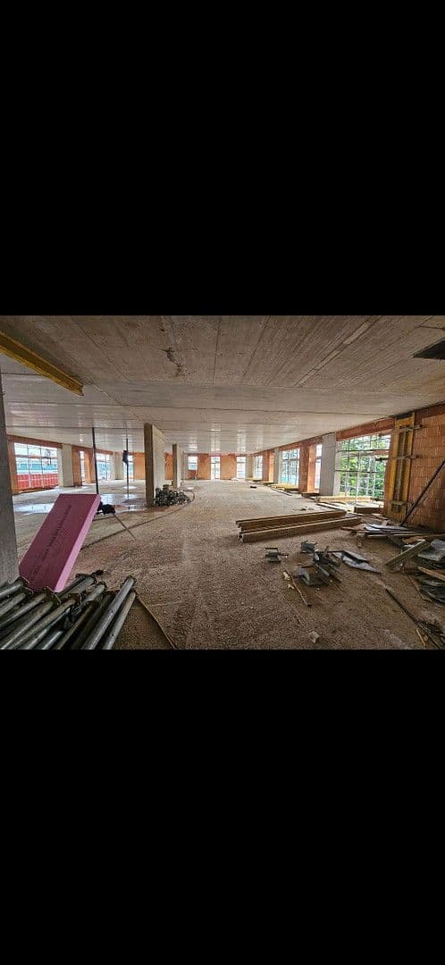 Pronájem nebytového prostoru 1.600 m², Im Farchet, Bad Tölz, Bavorsko Pronájem nebytového prostoru 1.600 m², Im Farchet, Bad Tölz, Bavorsko