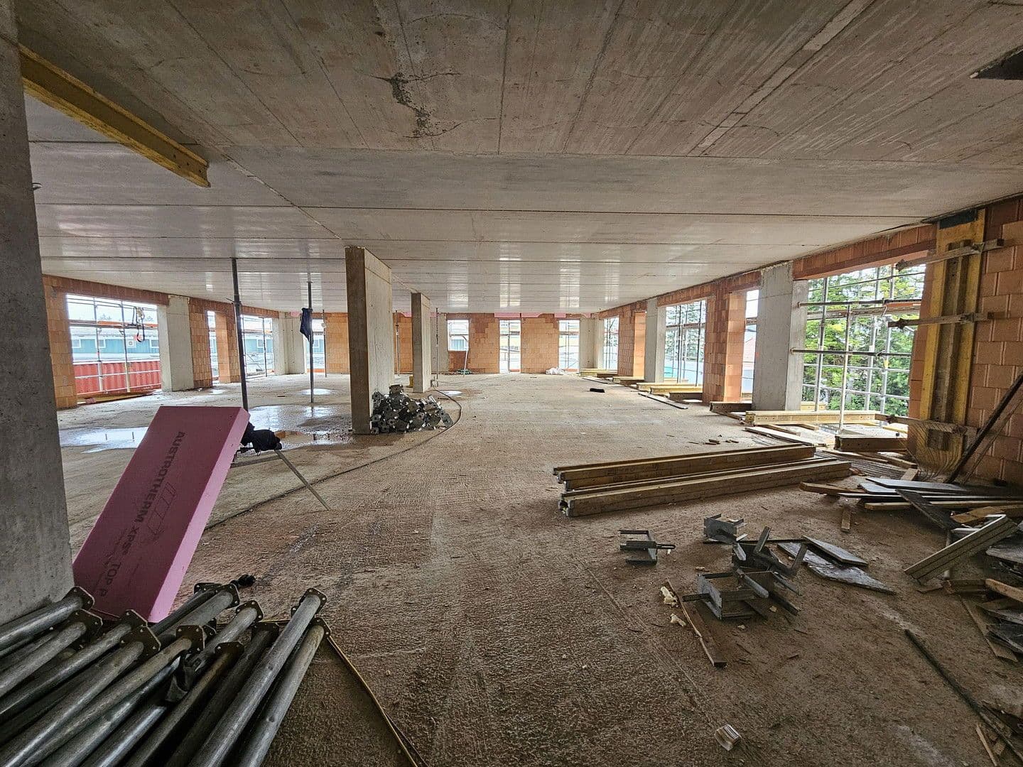 Pronájem nebytového prostoru 1.600 m², Im Farchet, Bad Tölz, Bavorsko Pronájem nebytového prostoru 1.600 m², Im Farchet, Bad Tölz, Bavorsko