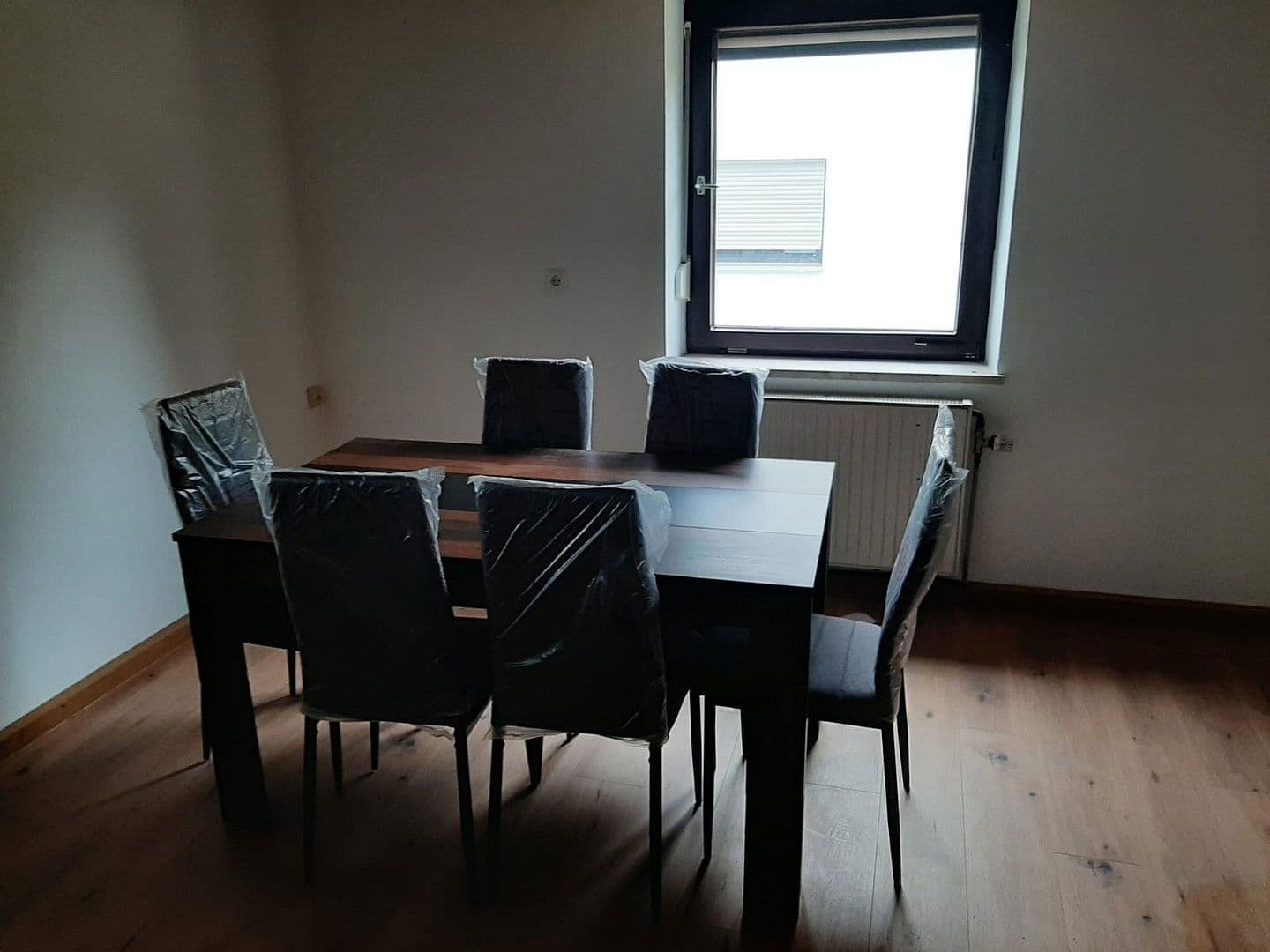 Pronájem bytu 6+1 100 m², Schönbrunn, Landshut, Bavorsko Pronájem bytu 6+1 100 m², Schönbrunn, Landshut, Bavorsko