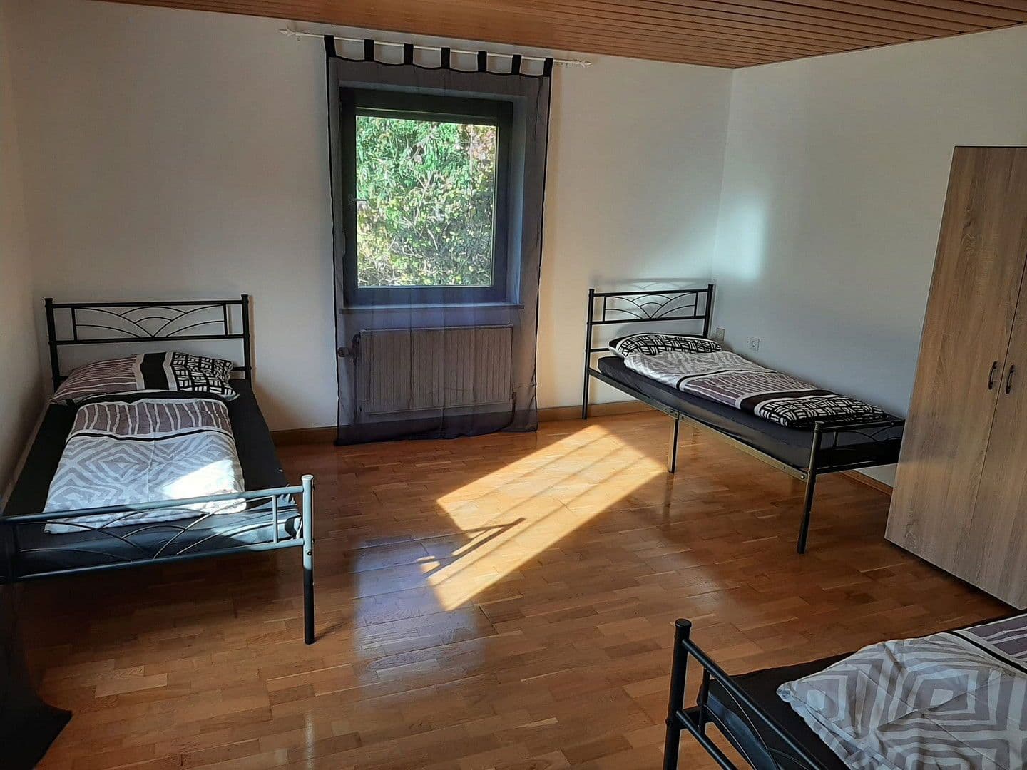 Pronájem bytu 6+1 100 m², Schönbrunn, Landshut, Bavorsko Pronájem bytu 6+1 100 m², Schönbrunn, Landshut, Bavorsko