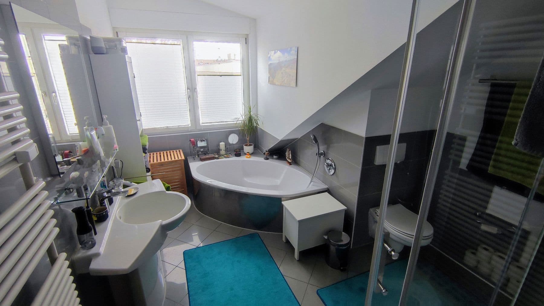 Pronájem bytu 3+1 102 m², Darmstadt, Hessen Pronájem bytu 3+1 102 m², Darmstadt, Hessen