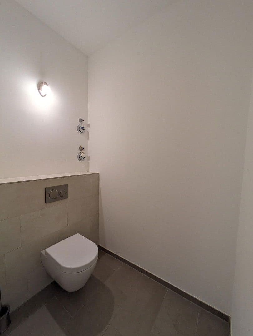 Pronájem bytu 3+1 119 m², Heubnerweg 7, Berlin, Berlín Pronájem bytu 3+1 119 m², Heubnerweg 7, Berlin, Berlín