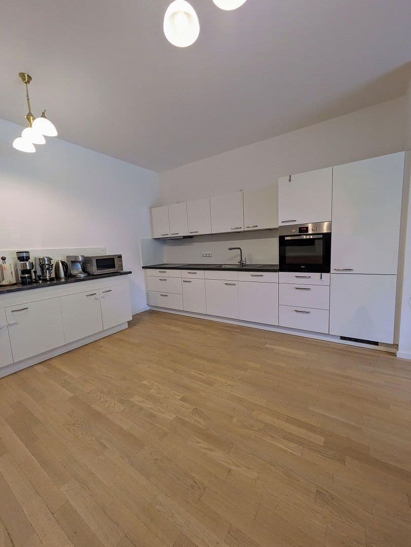 Pronájem bytu 3+1 119 m², Heubnerweg 7, Berlin, Berlín Pronájem bytu 3+1 119 m², Heubnerweg 7, Berlin, Berlín