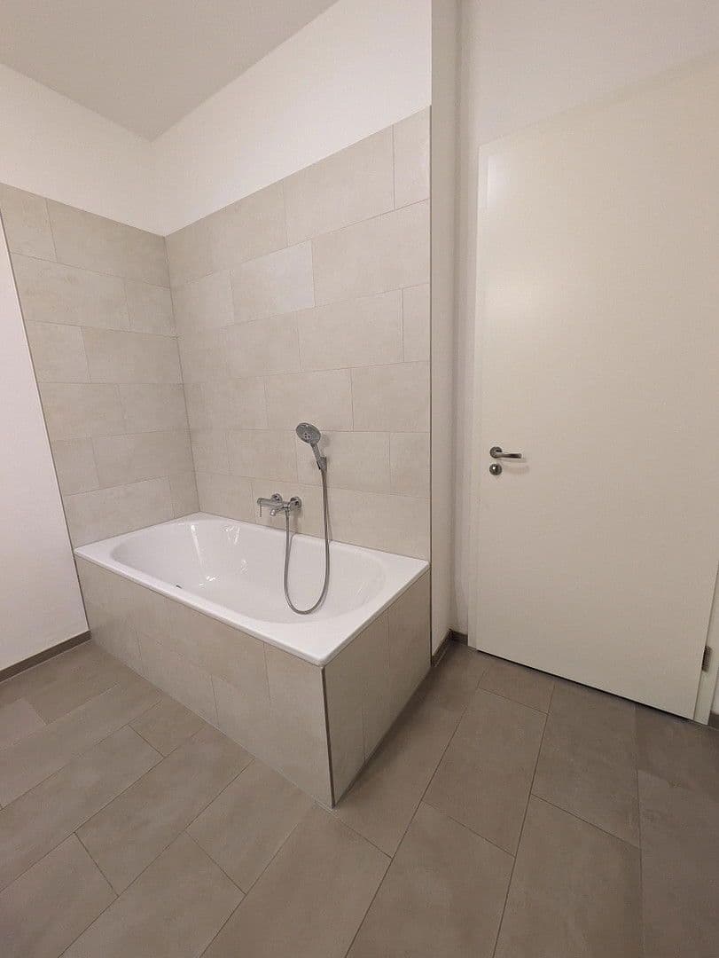 Pronájem bytu 3+1 119 m², Heubnerweg 7, Berlin, Berlín Pronájem bytu 3+1 119 m², Heubnerweg 7, Berlin, Berlín