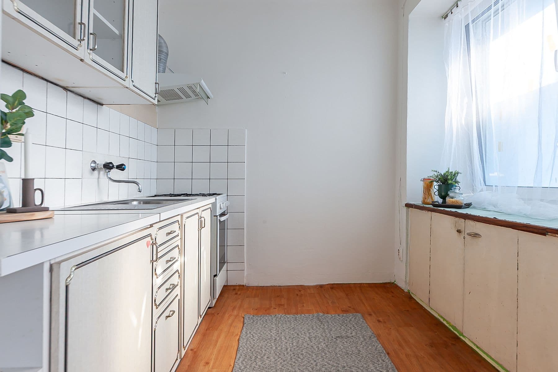 Prodej bytu 1+1 35 m², K Podjezdu, Praha, Praha Prodej bytu 1+1 35 m², K Podjezdu, Praha, Praha
