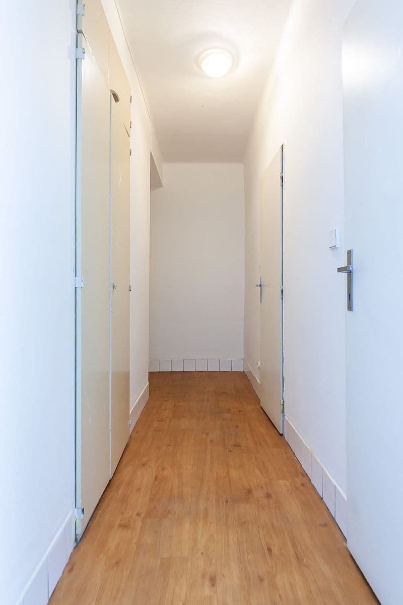 Prodej bytu 1+1 35 m², K Podjezdu, Praha, Praha Prodej bytu 1+1 35 m², K Podjezdu, Praha, Praha