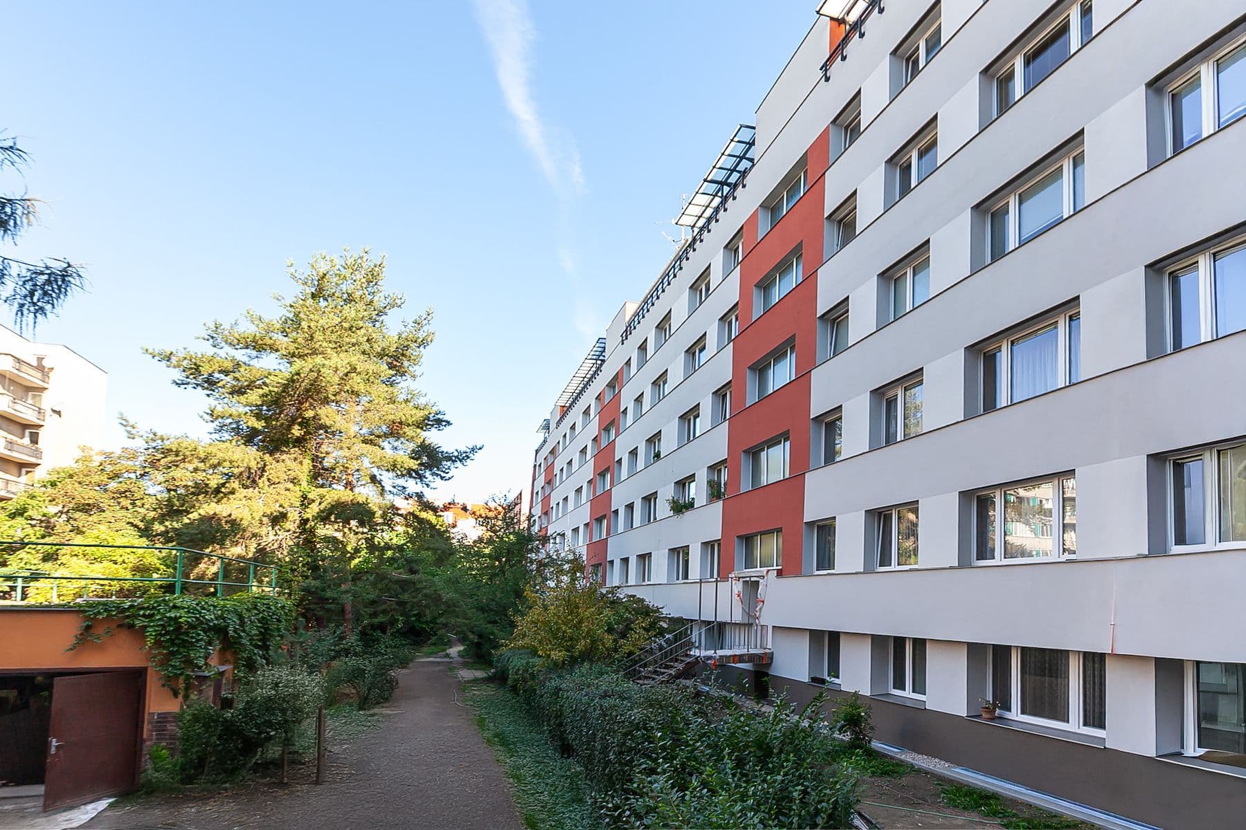 Prodej bytu 1+1 35 m², K Podjezdu, Praha, Praha Prodej bytu 1+1 35 m², K Podjezdu, Praha, Praha