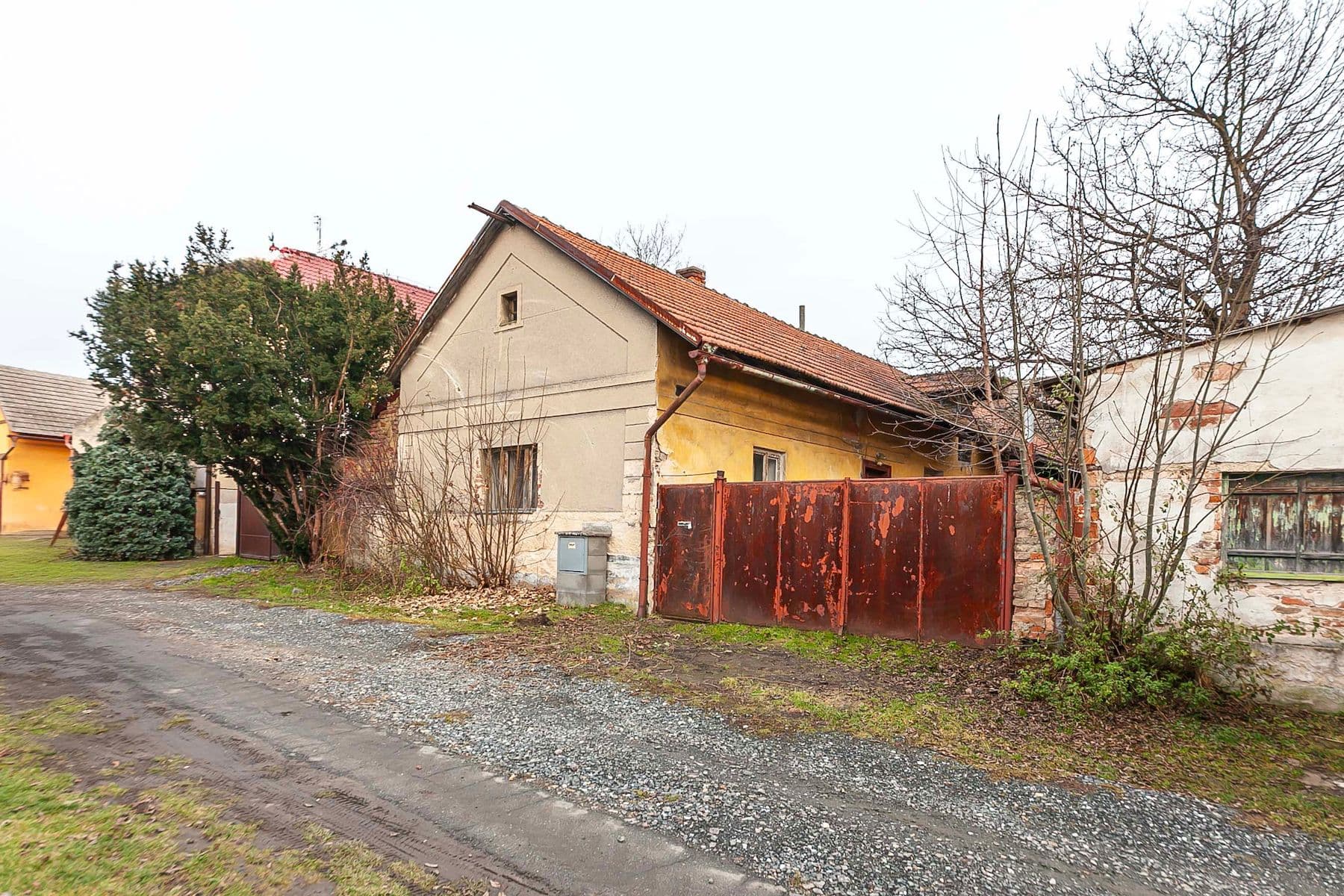 Prodej domu 100 m², pozemek 460 m², Pod Chaloupky, Zásmuky, Středočeský kraj Prodej domu 100 m², pozemek 460 m², Pod Chaloupky, Zásmuky, Středočeský kraj