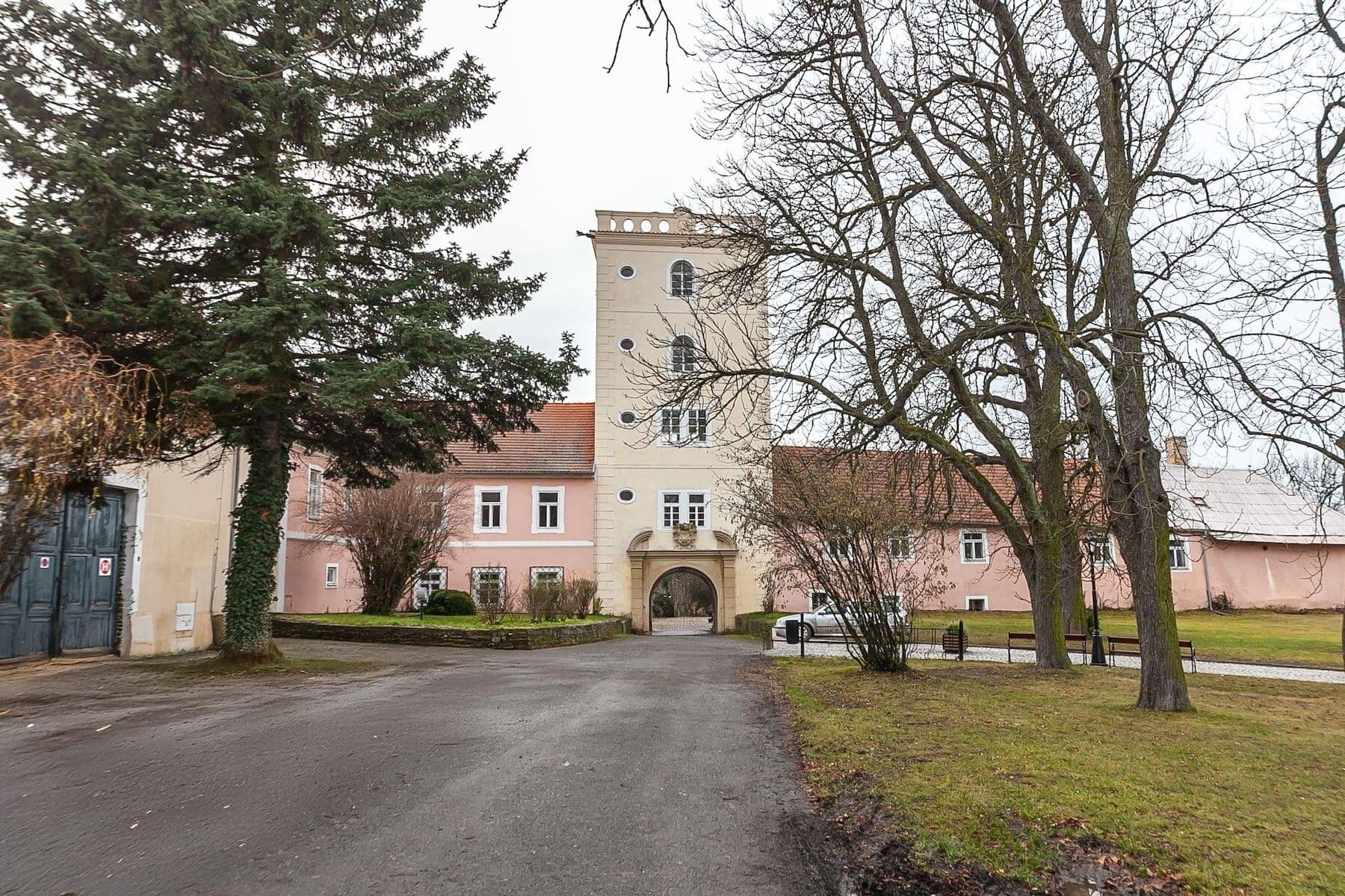 Prodej domu 100 m², pozemek 460 m², Pod Chaloupky, Zásmuky, Středočeský kraj Prodej domu 100 m², pozemek 460 m², Pod Chaloupky, Zásmuky, Středočeský kraj