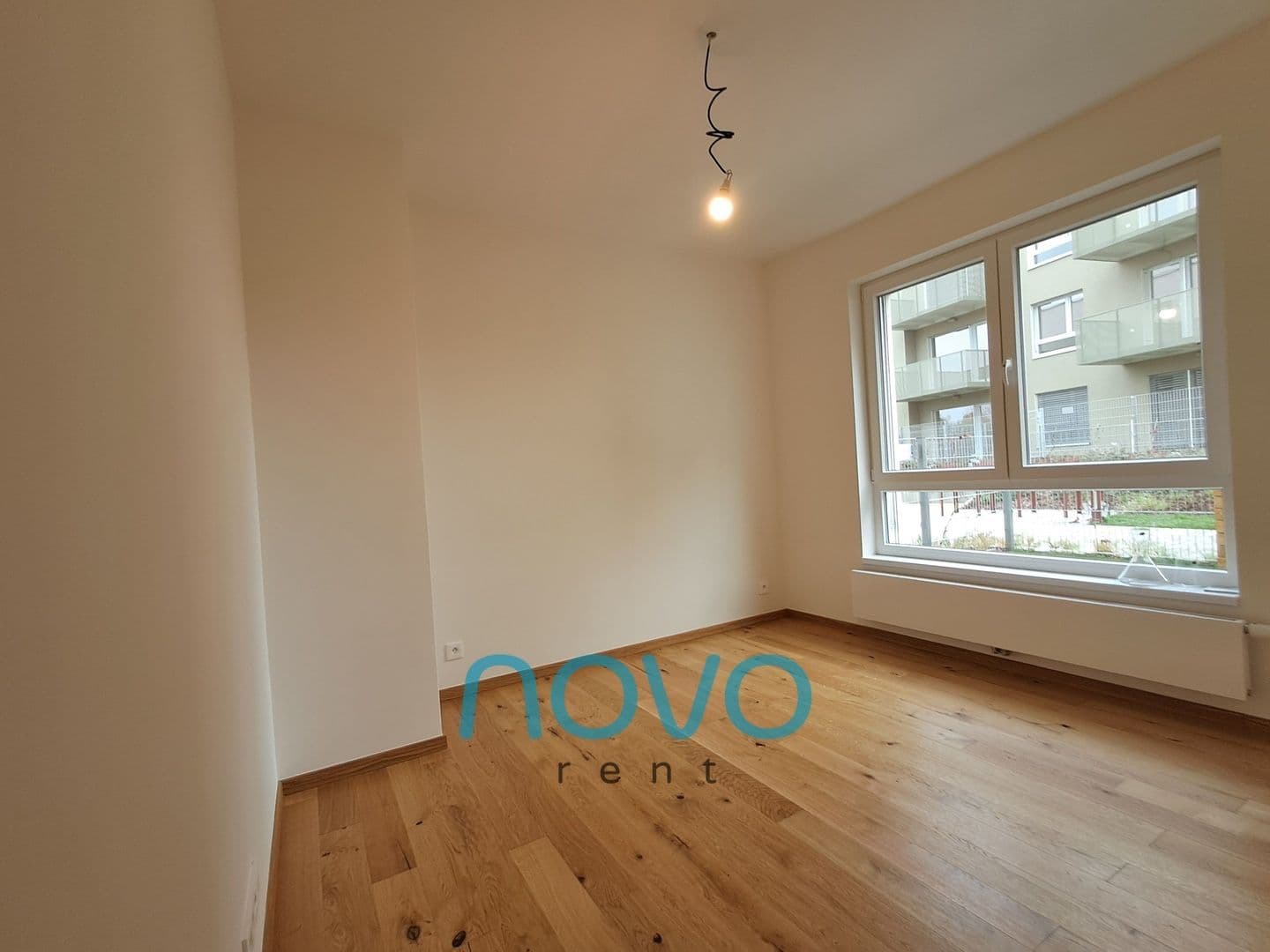 Pronájem bytu 2+kk 49 m², Kolmanova, Praha, Praha Pronájem bytu 2+kk 49 m², Kolmanova, Praha, Praha