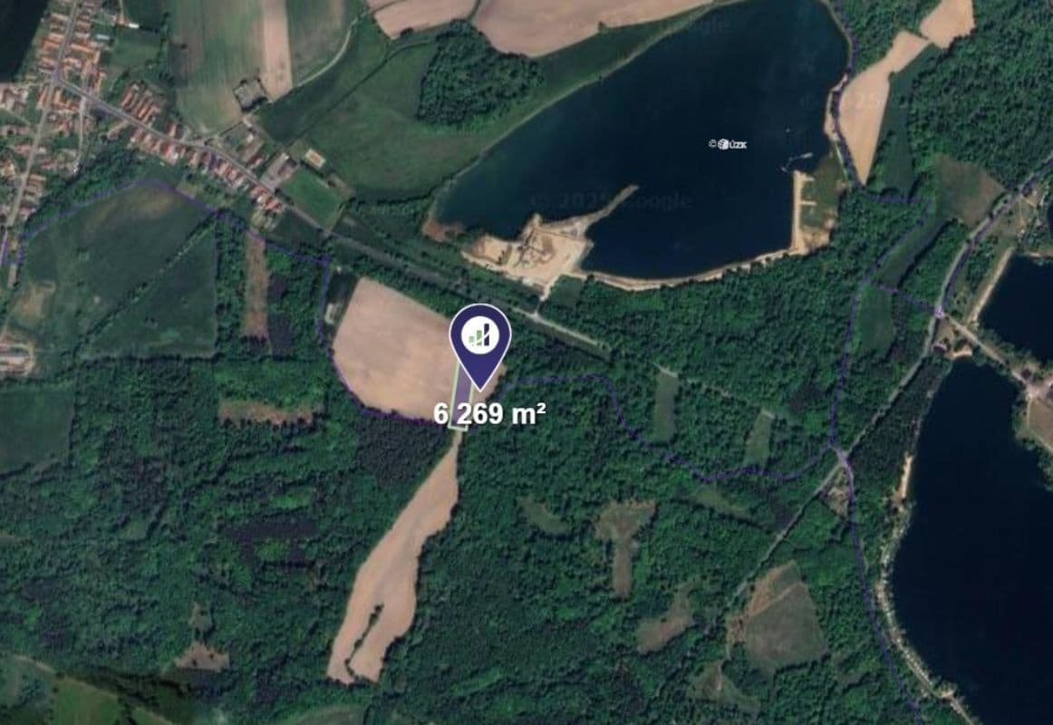 Prodej pozemku 3.135 m², Dolany, Pardubický kraj Prodej pozemku 3.135 m², Dolany, Pardubický kraj