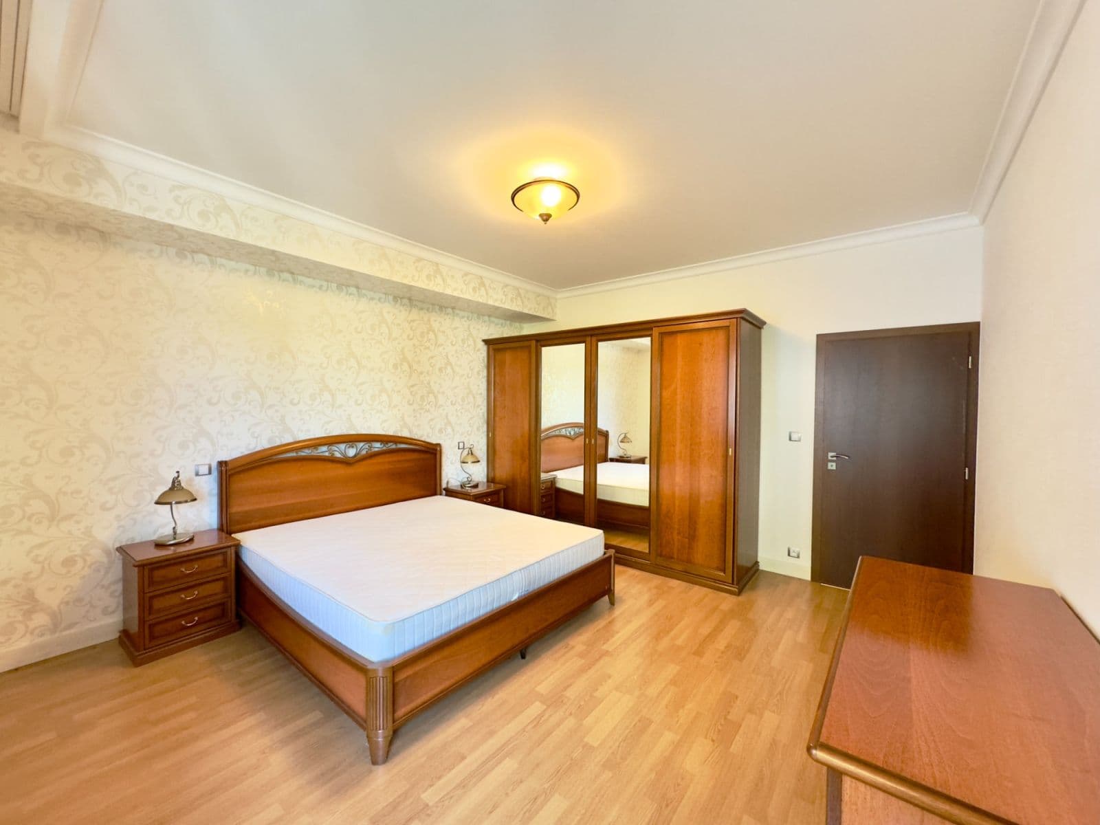 Prodej bytu 3+kk 96 m², Pražská silnice, Karlovy Vary, Karlovarský kraj Prodej bytu 3+kk 96 m², Pražská silnice, Karlovy Vary, Karlovarský kraj