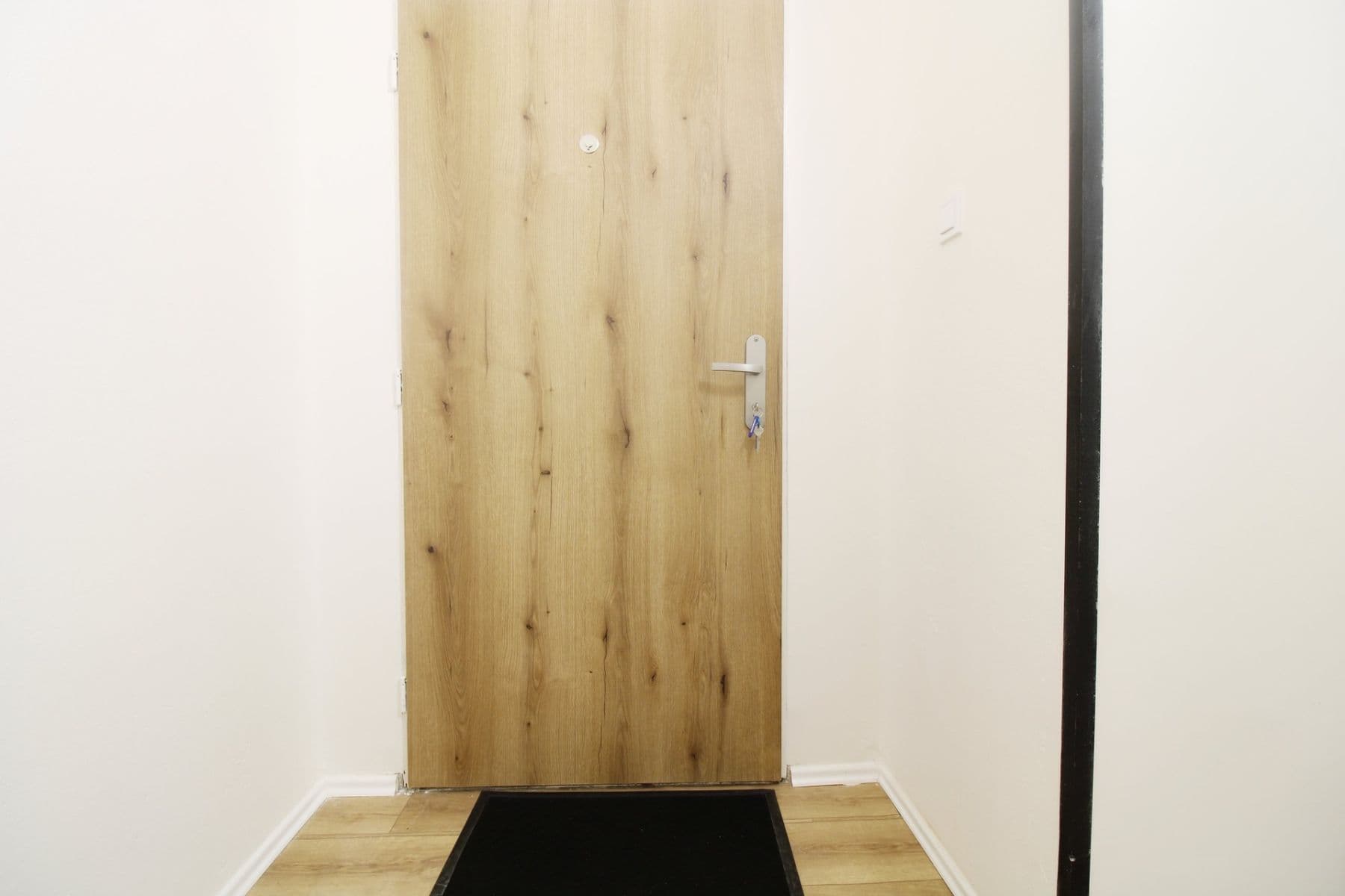 Pronájem bytu 2+kk 75 m², Kolínská, Praha, Praha Pronájem bytu 2+kk 75 m², Kolínská, Praha, Praha