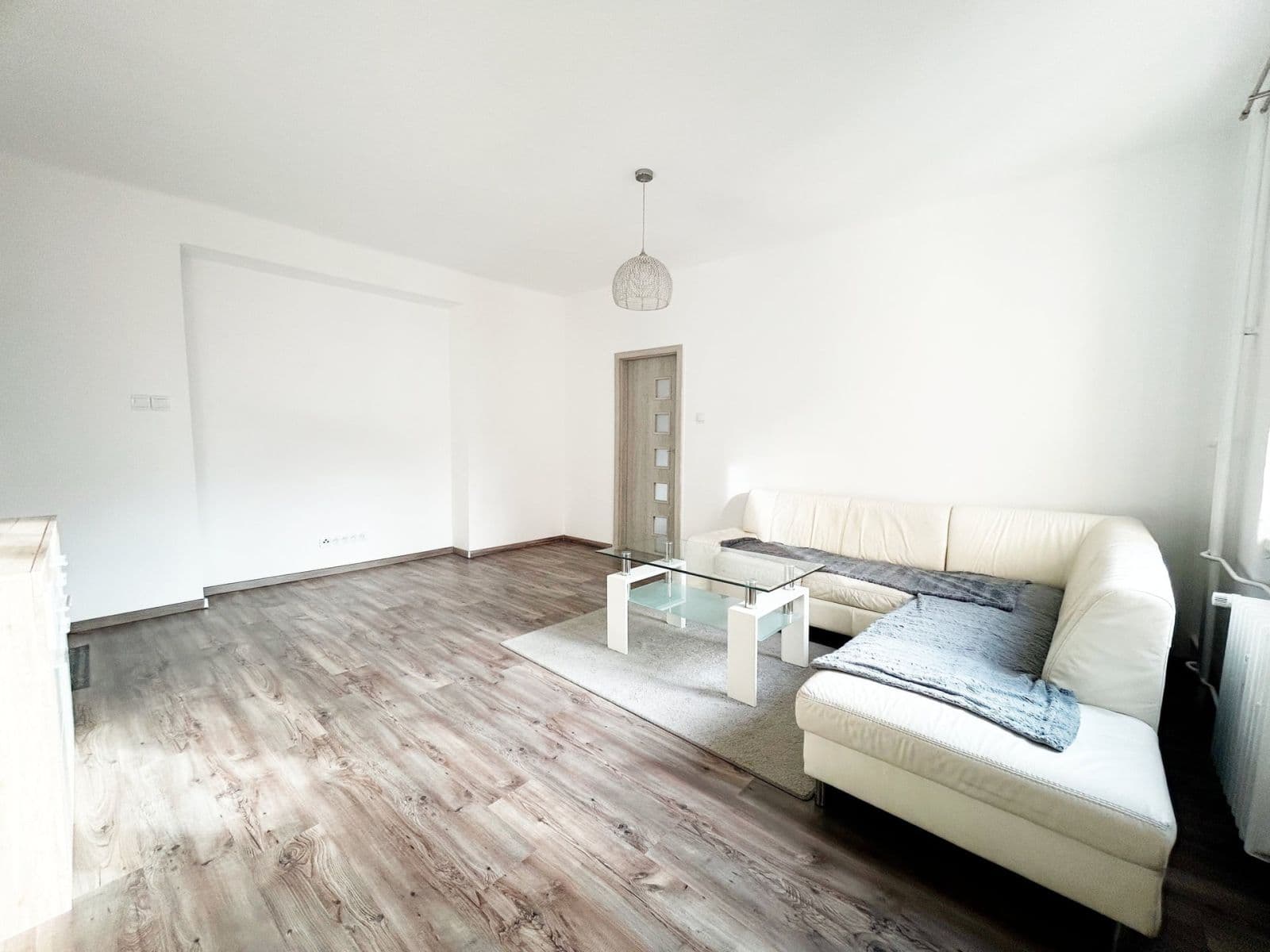 Pronájem bytu 2+kk 48 m², Spojovací, Praha, Praha Pronájem bytu 2+kk 48 m², Spojovací, Praha, Praha