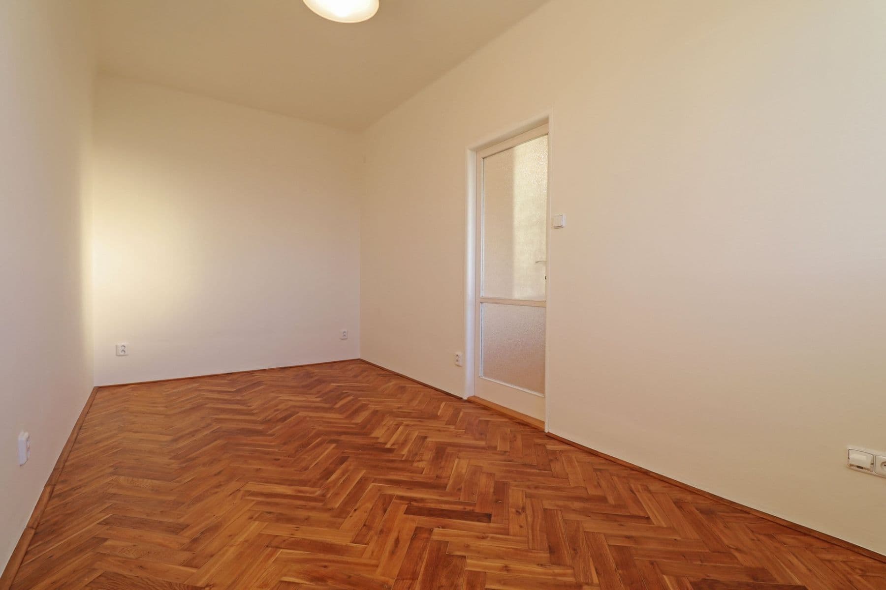 Pronájem bytu 2+kk 44 m², Argentinská, Praha, Praha Pronájem bytu 2+kk 44 m², Argentinská, Praha, Praha