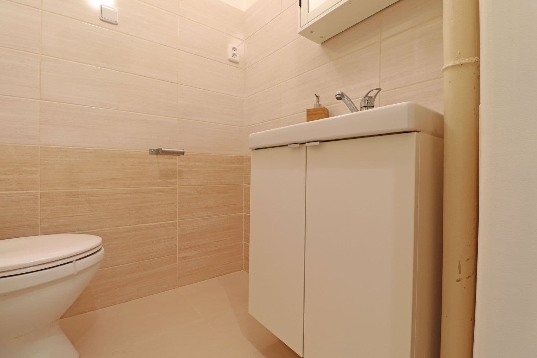 Pronájem bytu 2+kk 44 m², Argentinská, Praha, Praha Pronájem bytu 2+kk 44 m², Argentinská, Praha, Praha