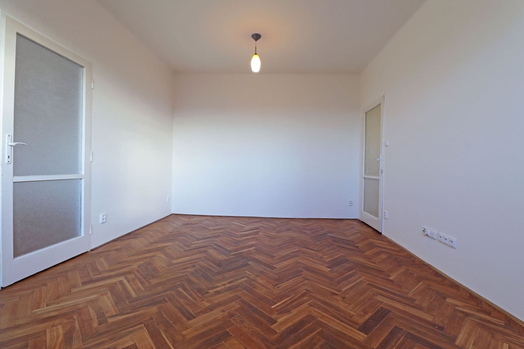 Pronájem bytu 2+kk 44 m², Argentinská, Praha, Praha Pronájem bytu 2+kk 44 m², Argentinská, Praha, Praha