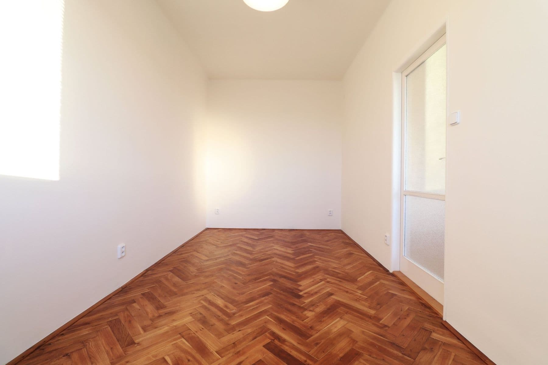 Pronájem bytu 2+kk 44 m², Argentinská, Praha, Praha Pronájem bytu 2+kk 44 m², Argentinská, Praha, Praha
