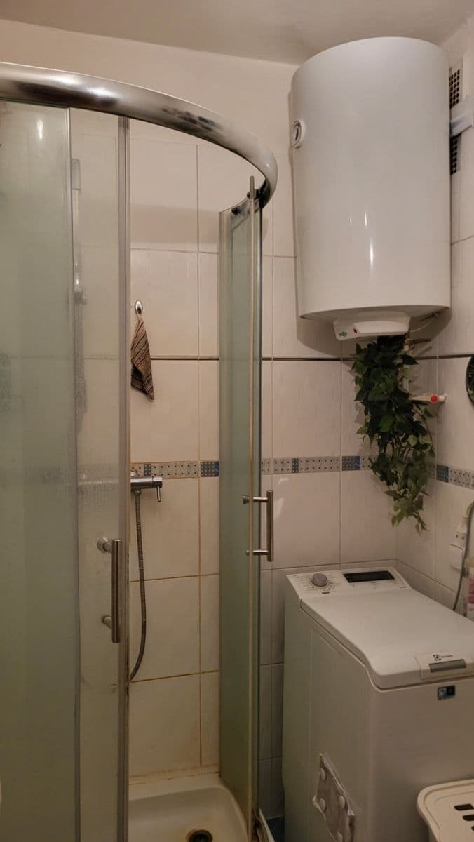 Prodej bytu 3+kk 64 m², V Parníku, Praha, Praha Prodej bytu 3+kk 64 m², V Parníku, Praha, Praha