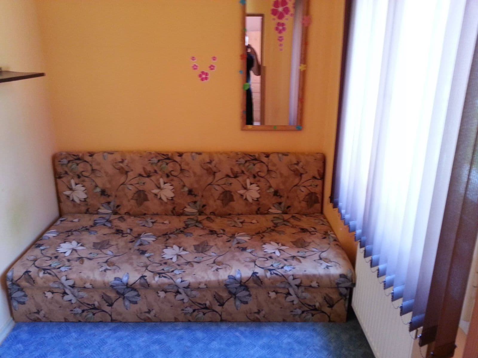 Pronájem bytu 2+1 42 m², náměstí Karla IV., Nejdek, Karlovarský kraj Pronájem bytu 2+1 42 m², náměstí Karla IV., Nejdek, Karlovarský kraj