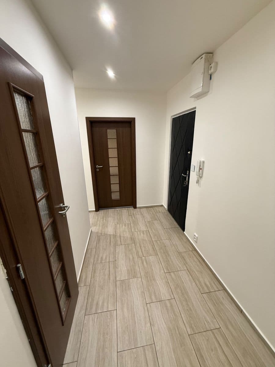 Prodej bytu 2+1 65 m², Pod Rozhlednou, Ústí nad Labem, Ústecký kraj Prodej bytu 2+1 65 m², Pod Rozhlednou, Ústí nad Labem, Ústecký kraj