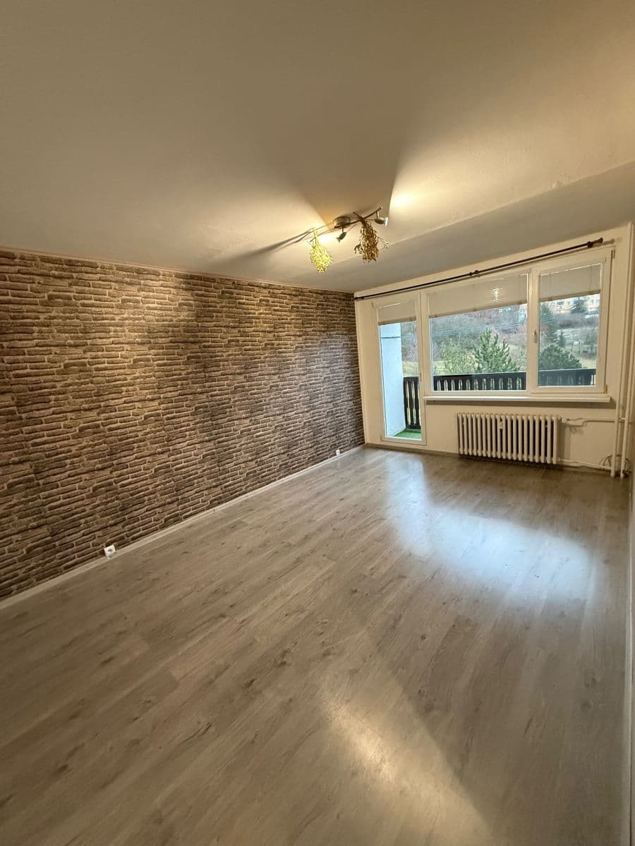 Prodej bytu 2+1 65 m², Pod Rozhlednou, Ústí nad Labem, Ústecký kraj Prodej bytu 2+1 65 m², Pod Rozhlednou, Ústí nad Labem, Ústecký kraj