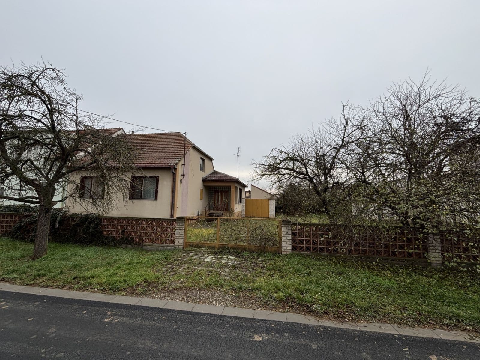 Prodej domu 116 m², pozemek 716 m², Dvořákova, Židlochovice, Jihomoravský kraj Prodej domu 116 m², pozemek 716 m², Dvořákova, Židlochovice, Jihomoravský kraj