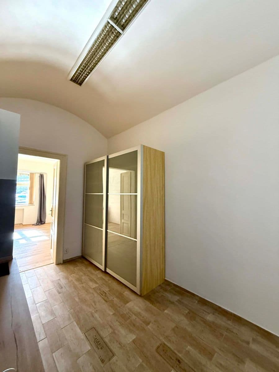 Pronájem bytu 1+1 34 m², Ovenecká, Praha, Praha Pronájem bytu 1+1 34 m², Ovenecká, Praha, Praha