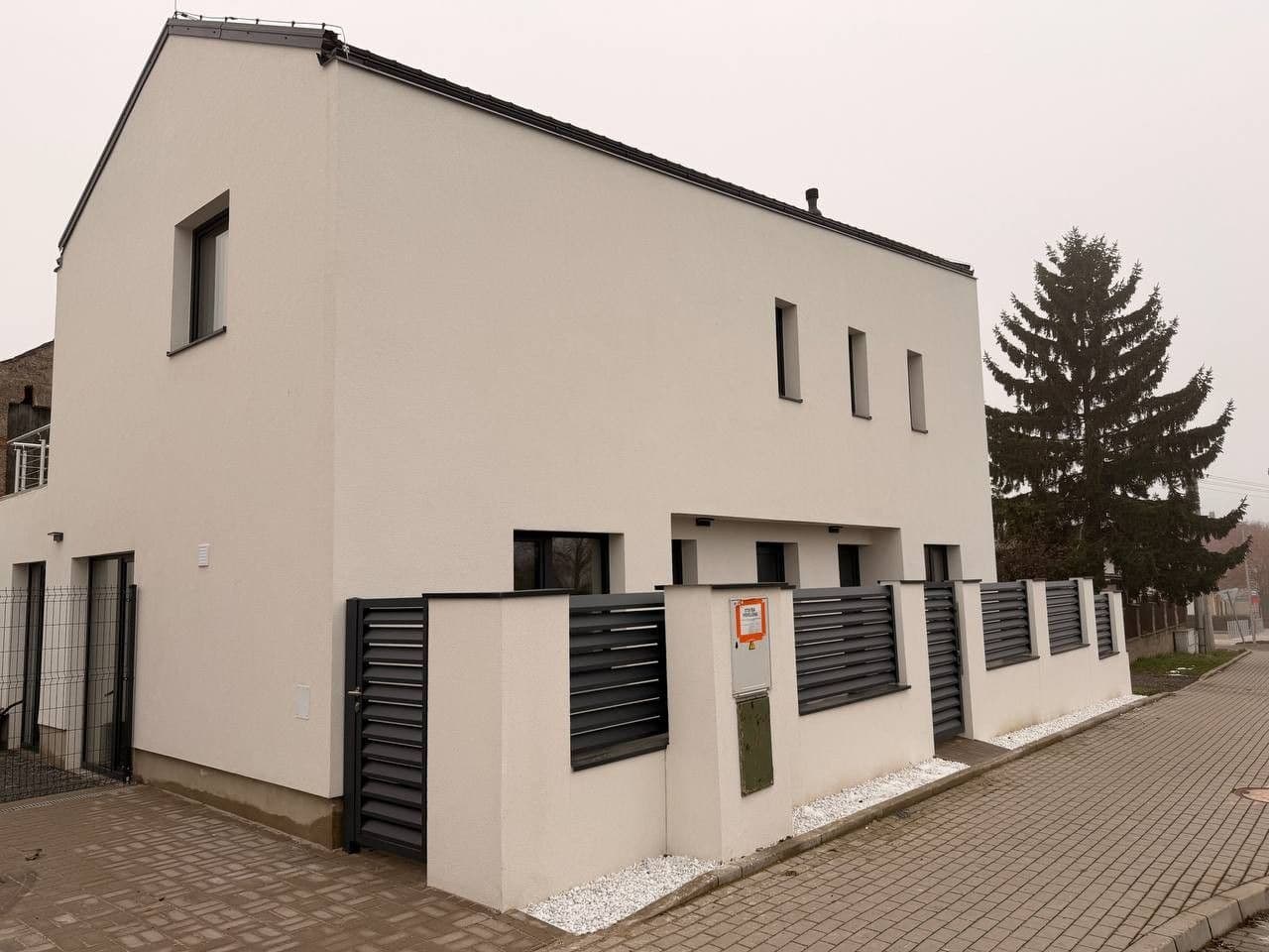 Pronájem bytu 2+kk 40 m², Krátká, Postřižín, Středočeský kraj Pronájem bytu 2+kk 40 m², Krátká, Postřižín, Středočeský kraj