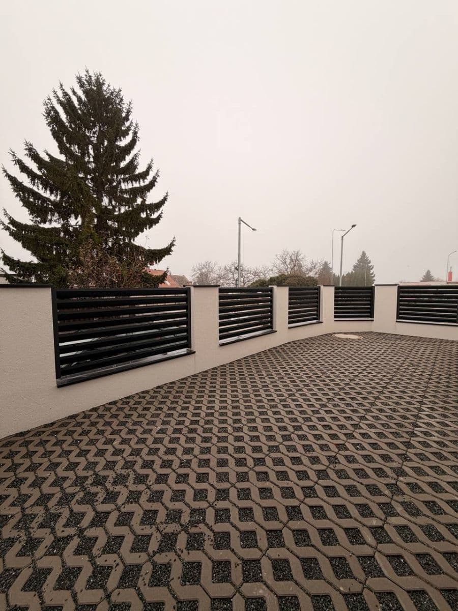 Pronájem bytu 2+kk 40 m², Krátká, Postřižín, Středočeský kraj Pronájem bytu 2+kk 40 m², Krátká, Postřižín, Středočeský kraj