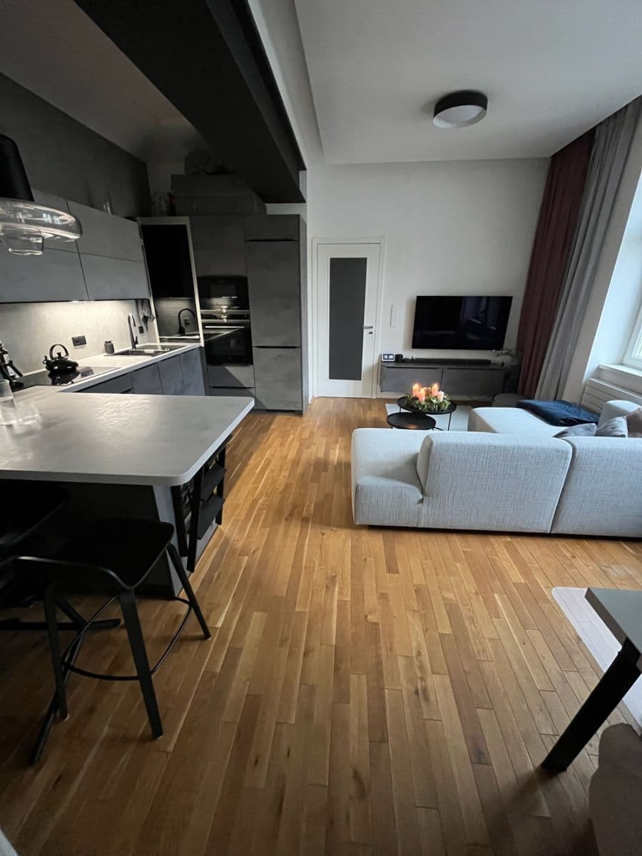 Pronájem bytu 2+kk 50 m², Oldřichova, Praha, Praha Pronájem bytu 2+kk 50 m², Oldřichova, Praha, Praha