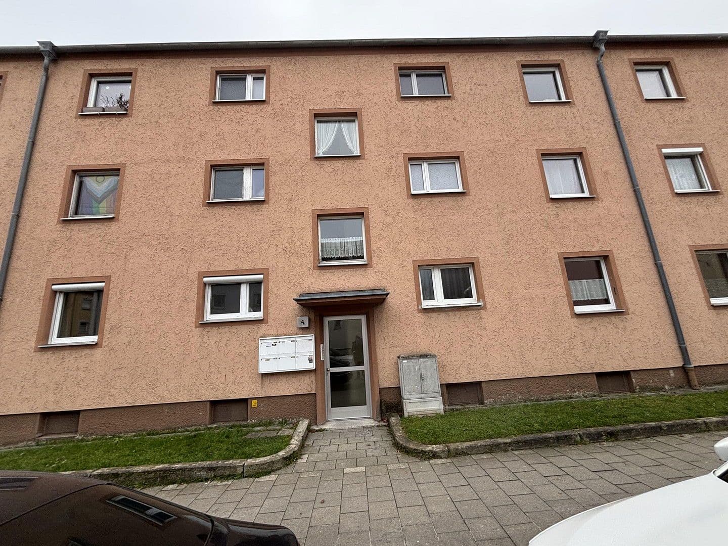 Pronájem bytu 2+1 56 m², Lerchenfeldstraße 4, Regensburg, Bavorsko Pronájem bytu 2+1 56 m², Lerchenfeldstraße 4, Regensburg, Bavorsko