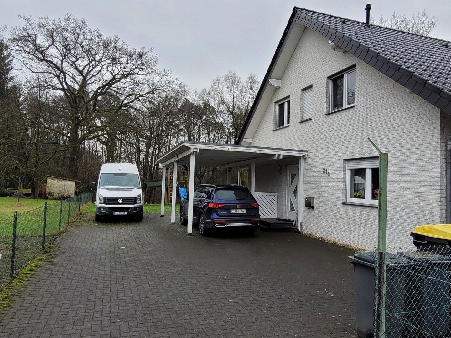 Prodej domu 149 m², pozemek 1.200 m², Bielefeld, Severní Porýní-Vestfálsko Prodej domu 149 m², pozemek 1.200 m², Bielefeld, Severní Porýní-Vestfálsko