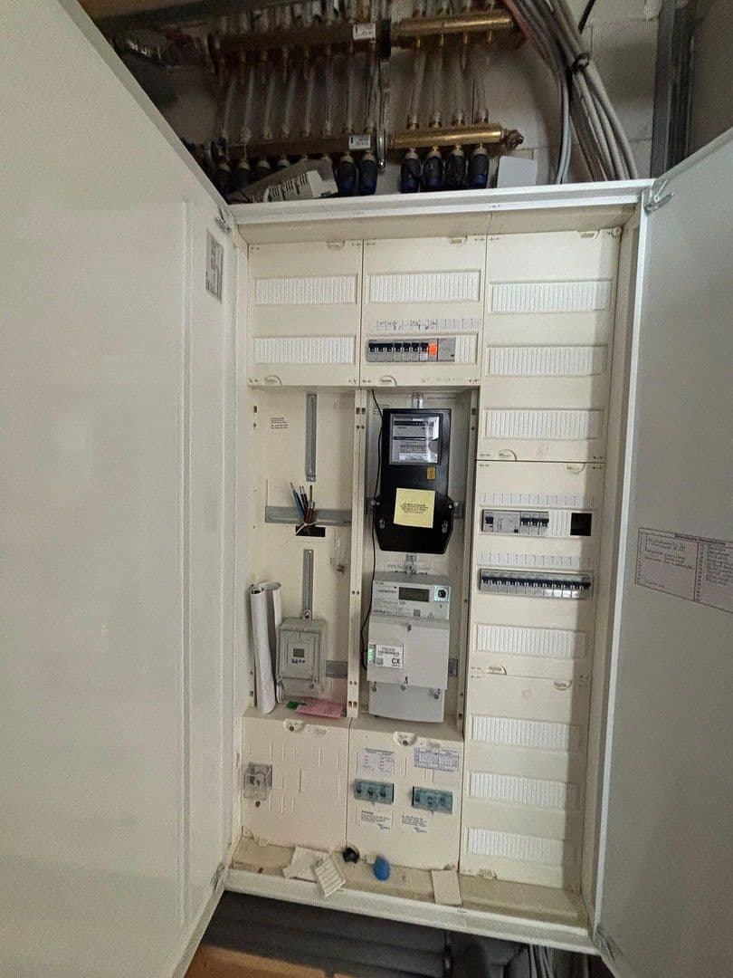 Prodej domu 239 m², pozemek 638 m², Am Yachthafen 3, Zwenkau, Sasko Prodej domu 239 m², pozemek 638 m², Am Yachthafen 3, Zwenkau, Sasko