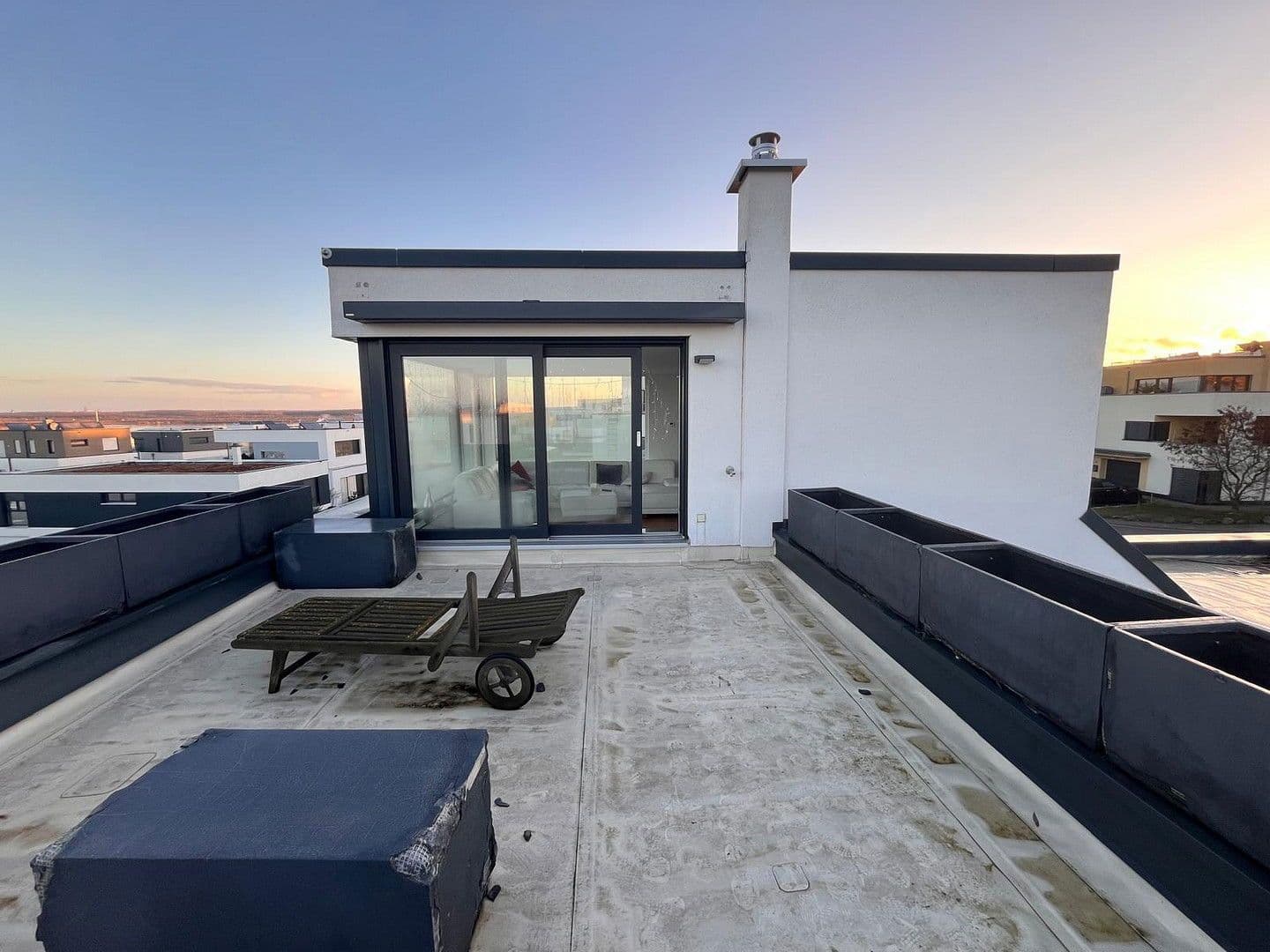 Prodej domu 239 m², pozemek 638 m², Am Yachthafen 3, Zwenkau, Sasko Prodej domu 239 m², pozemek 638 m², Am Yachthafen 3, Zwenkau, Sasko