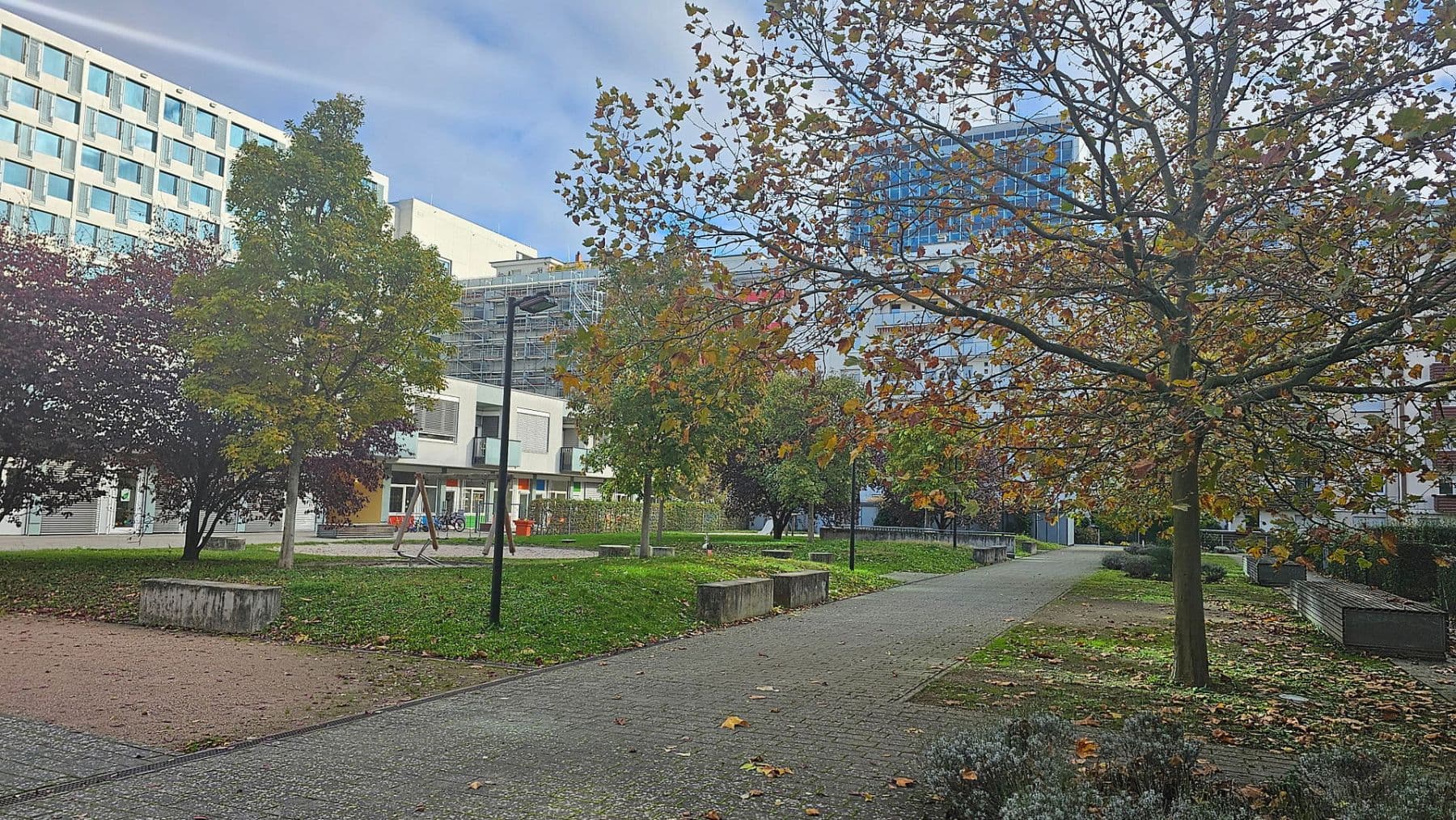 Pronájem bytu 4+1 126 m², Karlsruhe, Bádensko-Württembersko Pronájem bytu 4+1 126 m², Karlsruhe, Bádensko-Württembersko