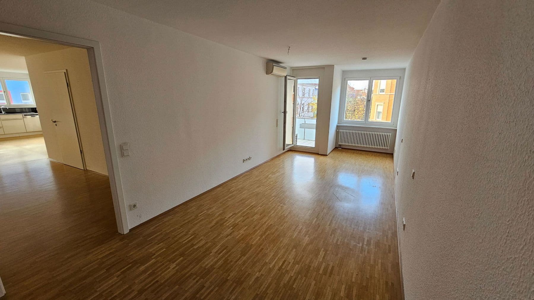 Pronájem bytu 4+1 126 m², Karlsruhe, Bádensko-Württembersko Pronájem bytu 4+1 126 m², Karlsruhe, Bádensko-Württembersko