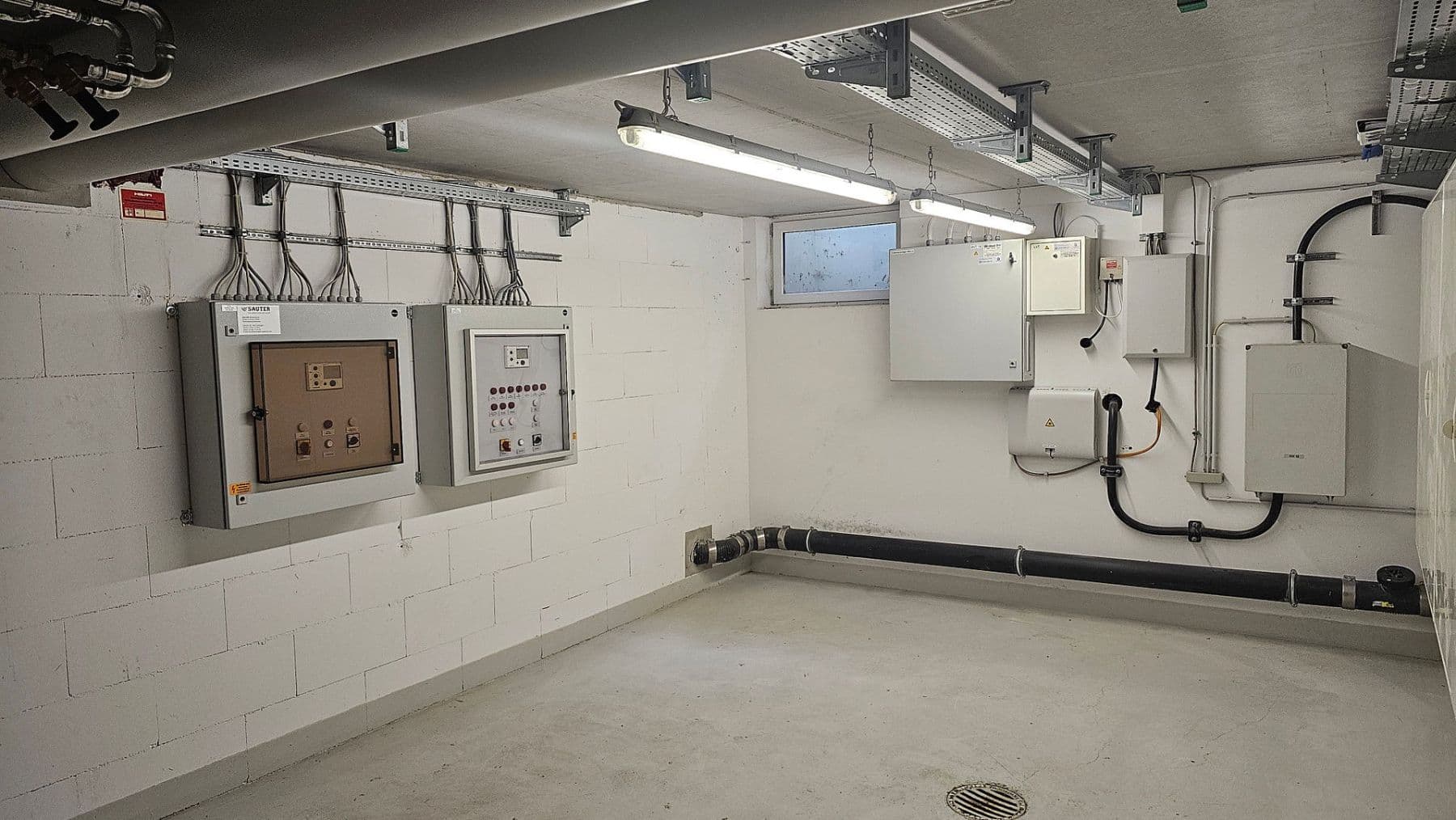 Pronájem bytu 4+1 126 m², Karlsruhe, Bádensko-Württembersko Pronájem bytu 4+1 126 m², Karlsruhe, Bádensko-Württembersko