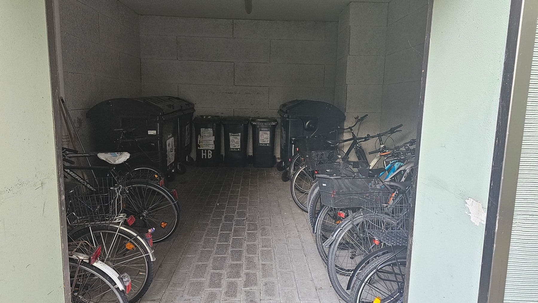 Pronájem bytu 4+1 126 m², Karlsruhe, Bádensko-Württembersko Pronájem bytu 4+1 126 m², Karlsruhe, Bádensko-Württembersko