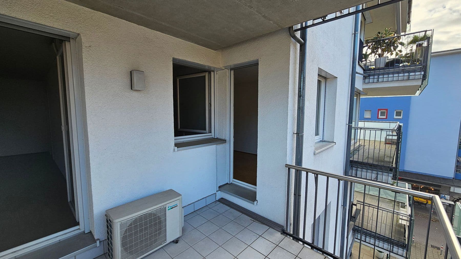 Pronájem bytu 4+1 126 m², Karlsruhe, Bádensko-Württembersko Pronájem bytu 4+1 126 m², Karlsruhe, Bádensko-Württembersko