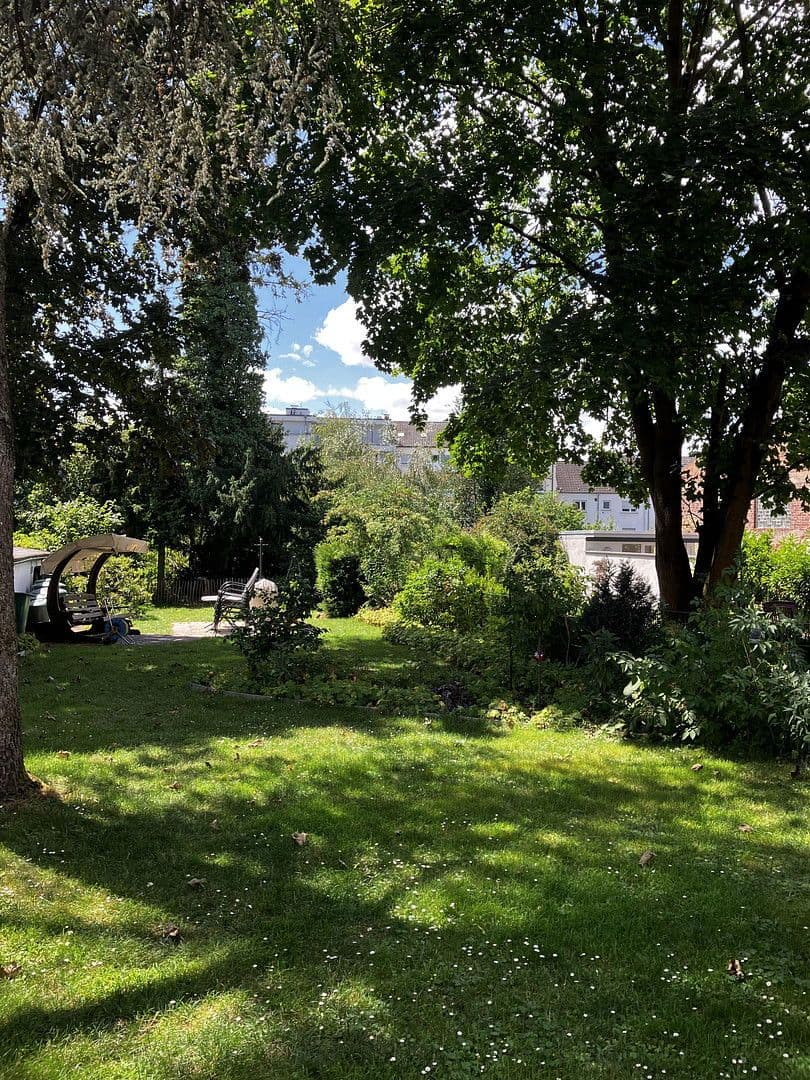 Pronájem bytu 2+1 85 m², Siegburg, Severní Porýní-Vestfálsko Pronájem bytu 2+1 85 m², Siegburg, Severní Porýní-Vestfálsko